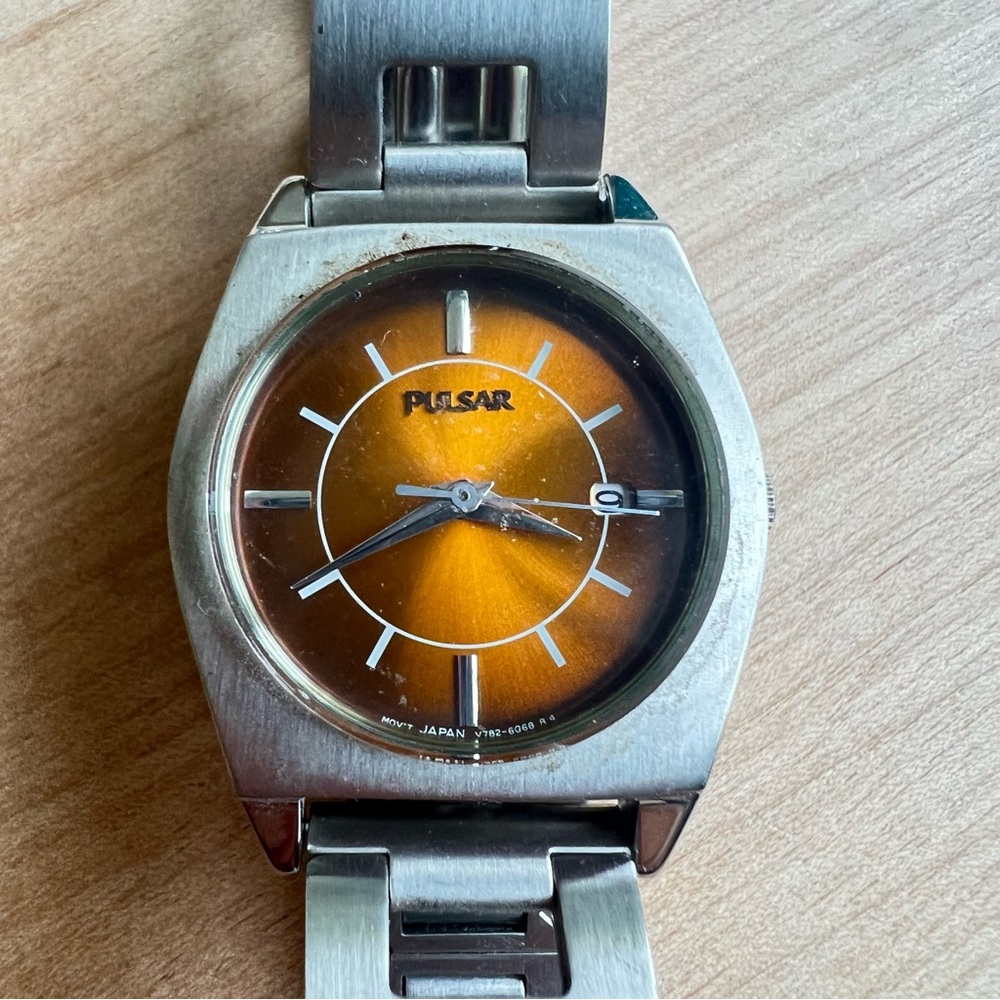 Pulsar ladies brown dial silver tone retro dress watch NEW BATTERY